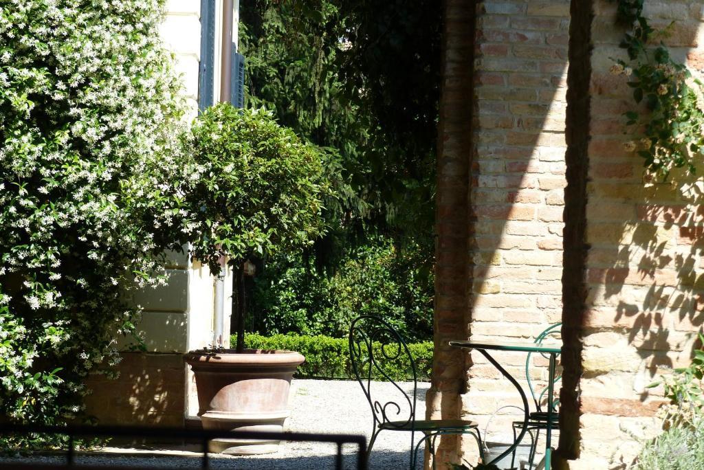 Villino Di Porporano Bed and Breakfast Πάρμα Εξωτερικό φωτογραφία
